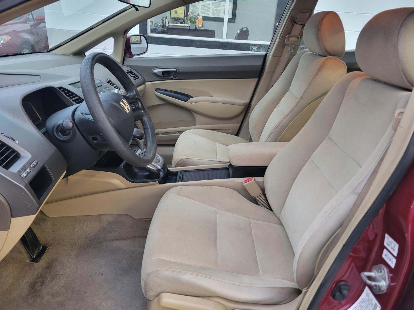 2007 Red Honda Civic (2HGFA16587H) with an 1.8L I4 F SOHC 16V engine, Automatic transmission, located at 503 West Court, Seguin, TX, 78155, (830) 379-3373, 29.568621, -97.969803 - Photo#4